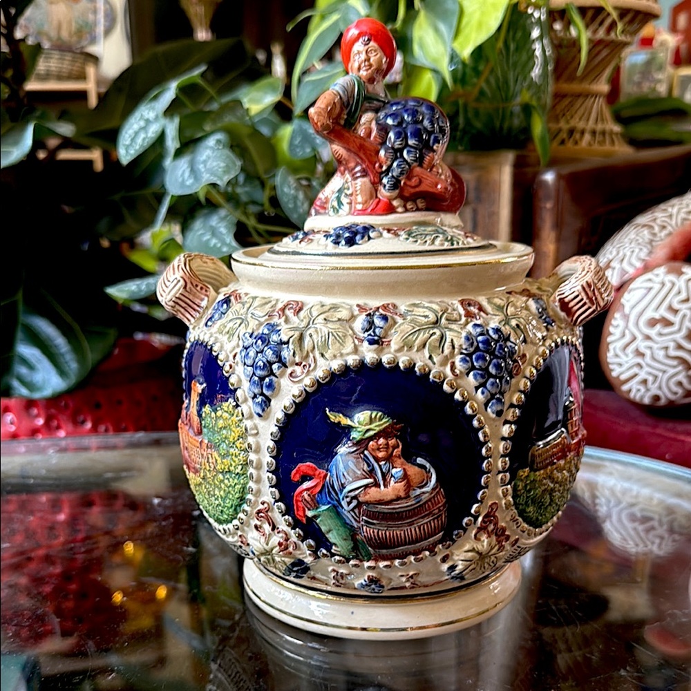 1950s Gerz Germany majolica ceramic cookie/biscuit jar